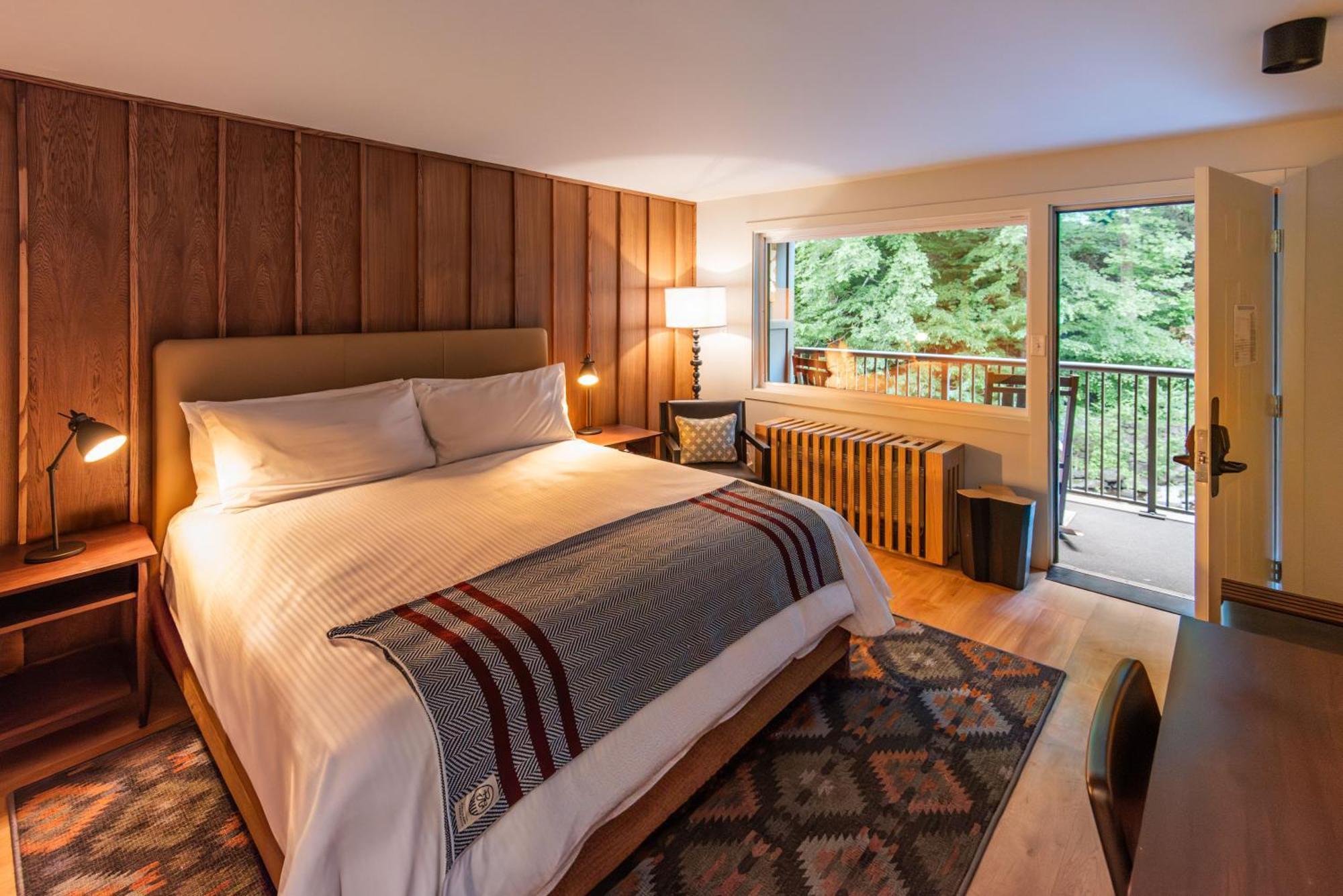 Historic Rocky Waters Inn, A Small Luxury Hotel Gatlinburg Esterno foto